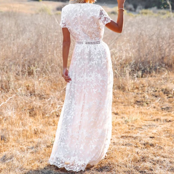 VICI MAXI LACE DRESS - Picture 6 of 6